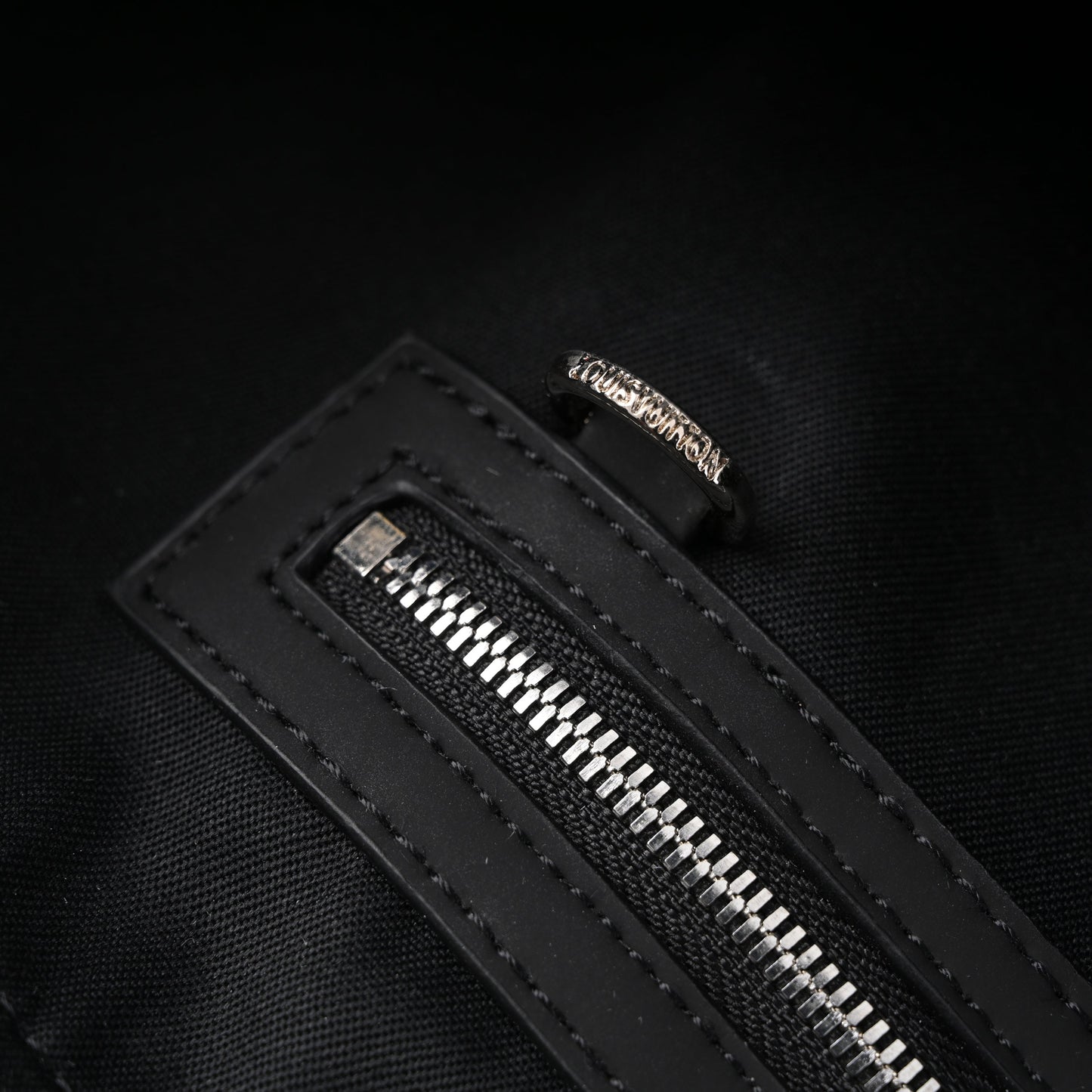 Louis Vuitton Keepall Bandoulière 50 Monogram Eclipse